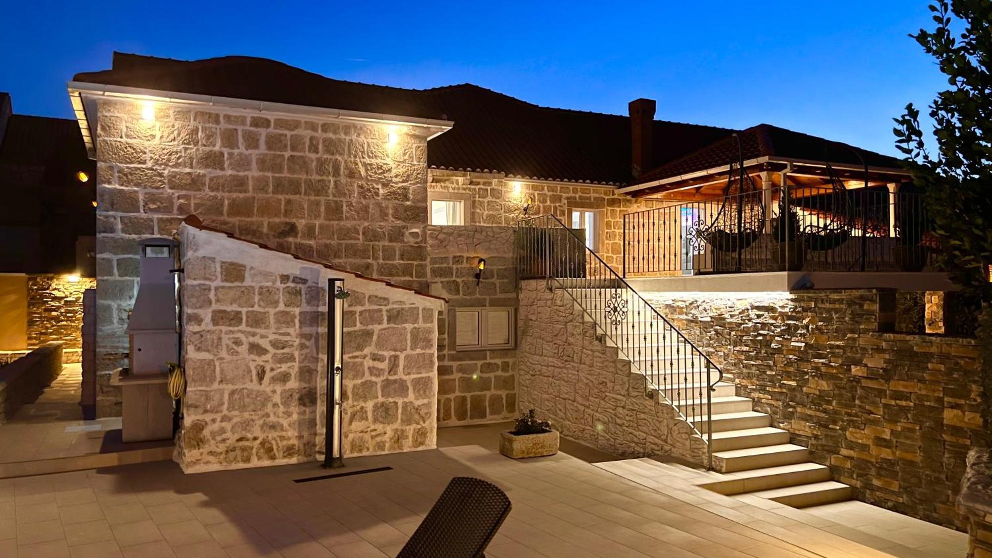 Villa Dalma Cilipi Exterior photo